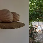 Kelly's Lägenhet Chrisi Akti (Paros)
