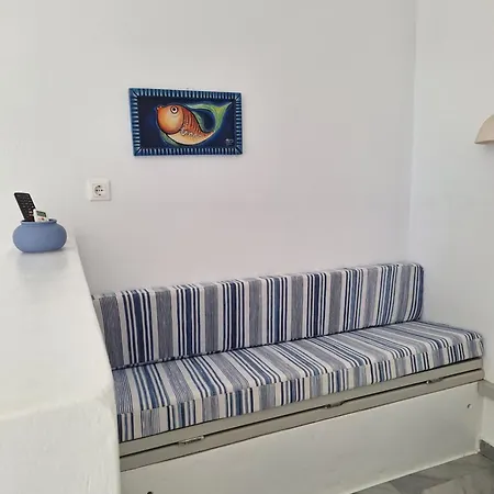 Kelly's Lägenhet Chrisi Akti (Paros)