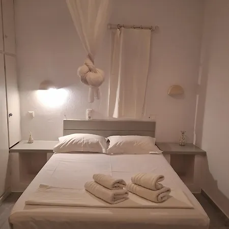 Kelly's * Hriszí Aktí