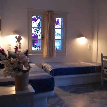 Kelly's Apartment *