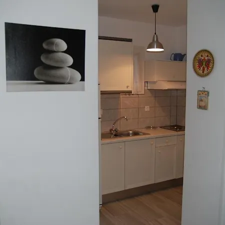 Kelly's Apartment *