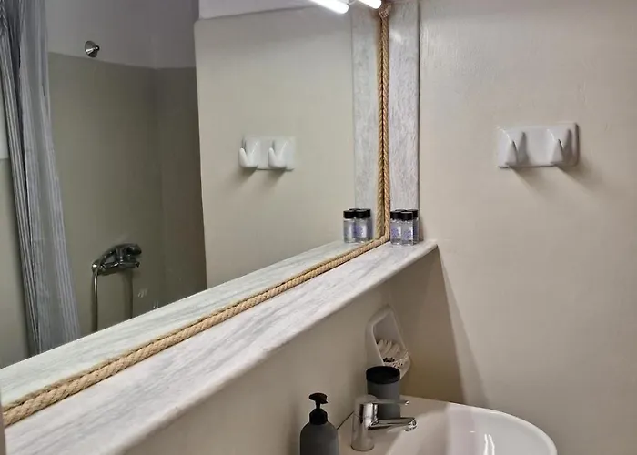 Kelly's Lejlighed Chrisi Akti (Paros)